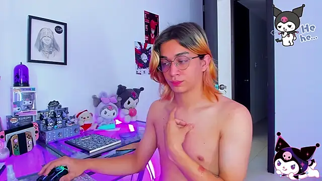 KeitaMoon online show from December 22, 2025, 2:39 pm