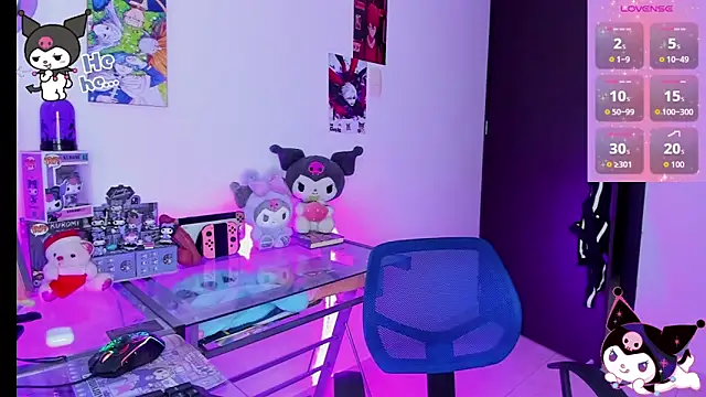 Snapshot of KeitaMoon chatting on November 8, 2025, 12:09 pm KeitaMoon online show from November 8, 2025, 12:09 pm