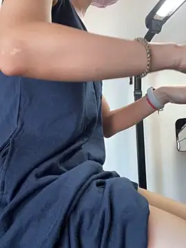 Snapshot of ni_ni01 chatting on October 12, 2025, 3:19 am ni ni01 online show from October 12, 2025, 3:19 am