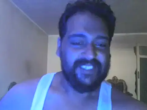 Snapshot of elpoop7305 chatting on October 18, 2025, 8:27 am elpoop7305 online show from October 18, 2025, 8:27 am