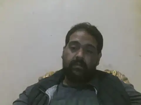 Snapshot of elpoop7305 chatting on October 10, 2025, 12:39 pm elpoop7305 online show from October 10, 2025, 12:39 pm