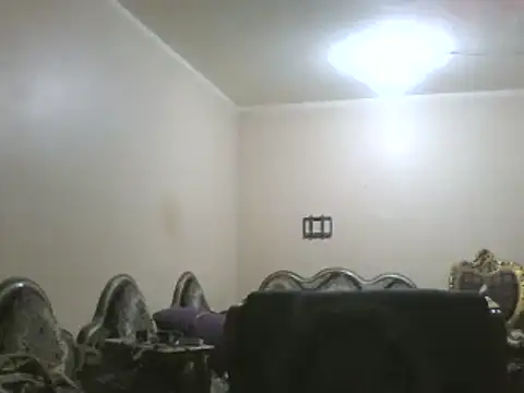 Snapshot of elpoop7305 chatting on October 14, 2025, 12:33 am elpoop7305 online show from October 14, 2025, 12:33 am