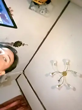 YourNikkieXxx online show from October 19, 2025, 9:50 pm