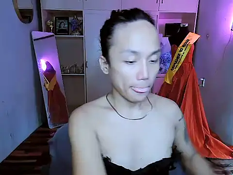 YourNikkieXxx online show from October 21, 2025, 6:24 am