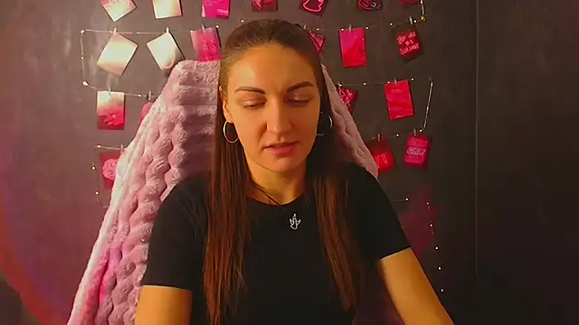 Snapshot of Aurora_Loveu chatting on October 23, 2025, 10:08 pm Aurora Loveu online show from October 23, 2025, 10:08 pm