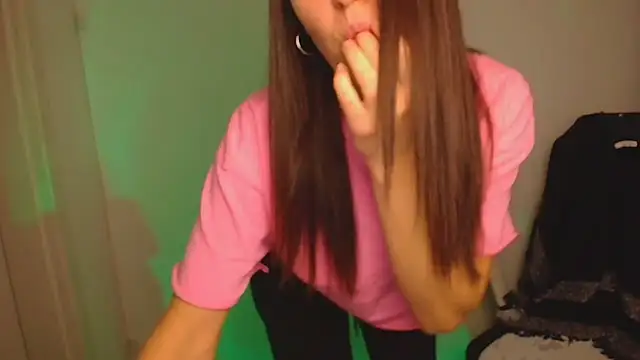 Snapshot of Aurora_Loveu chatting on November 20, 2025, 8:04 am Aurora Loveu online show from November 20, 2025, 8:04 am