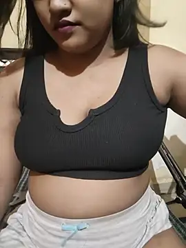 Snapshot of Malikaa-baby5 chatting on June 14, 2026, 7:59 pm Malikaa-baby5 online show from June 14, 2026, 7:59 pm