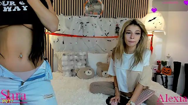 Snapshot of AlexiaLush chatting on November 1, 2025, 6:19 am AlexiaLush online show from November 1, 2025, 6:19 am