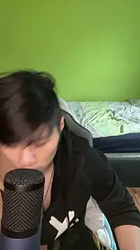 Snapshot of Kingpowerlittel chatting on December 15, 2025, 11:49 am Kingpowerlittel online show from December 15, 2025, 11:49 am