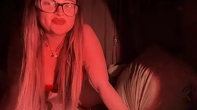 Snapshot of SexySashaxox chatting on February 9, 2026, 10:41 pm SexySashaxox online show from February 9, 2026, 10:41 pm