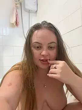 SexySashaxox online show from June 28, 2026, 6:25 pm