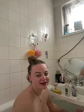 Snapshot of SexySashaxox chatting on February 21, 2026, 12:18 pm SexySashaxox online show from February 21, 2026, 12:18 pm