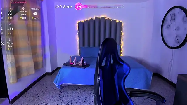 chubby sexy  online show from November 11, 2025, 12:11 pm