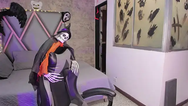 chubby sexy  online show from October 17, 2025, 9:05 pm