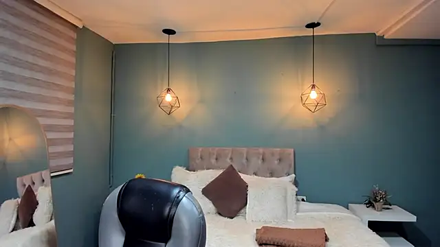 Snapshot of Miss_Cataleya__ chatting on October 28, 2025, 11:31 am Miss Cataleya online show from October 28, 2025, 11:31 am