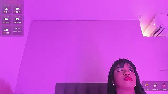 Snapshot of KendraChavez_ chatting on December 15, 2025, 8:36 pm KendraChavez online show from December 15, 2025, 8:36 pm