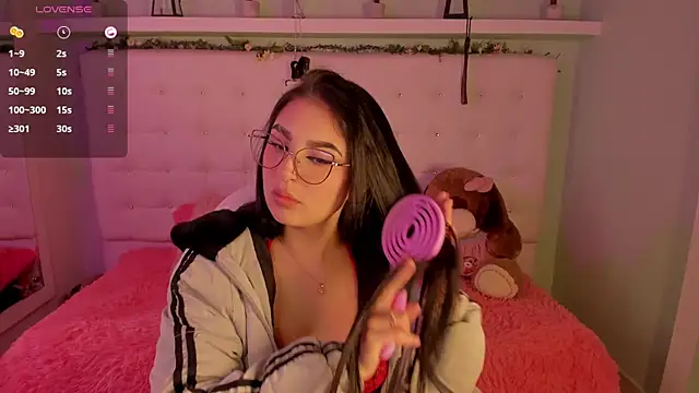 Venus Bliss online show from September 23, 2025, 1:29 pm