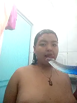 Snapshot of panquevis_22 chatting on November 17, 2025, 4:44 pm panquevis 22 online show from November 17, 2025, 4:44 pm