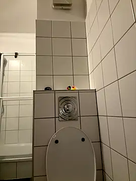 DreamThickCouple online show from November 5, 2025, 10:35 pm