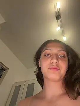DreamThickCouple online show from July 15, 2026, 2:24 pm
