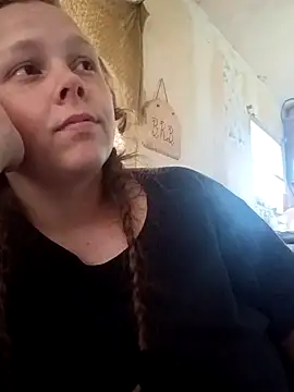 countrymomma online show from April 24, 2026, 6:10 pm