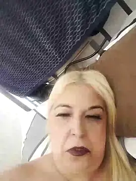 MarielaFerrer online show from October 29, 2025, 4:28 pm