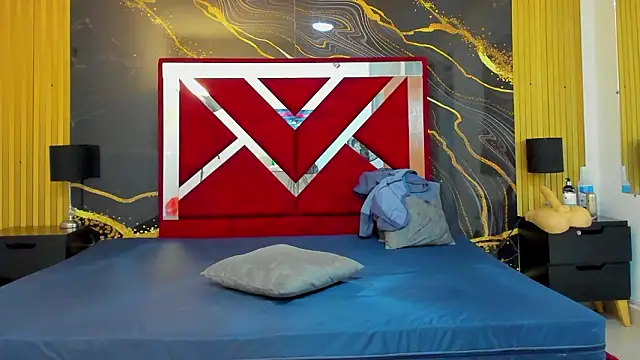 VioletRose as online show from January 31, 2026, 7:45 pm