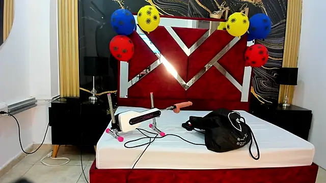 Snapshot of VioletRose_as chatting on June 19, 2026, 7:41 pm VioletRose as online show from June 19, 2026, 7:41 pm
