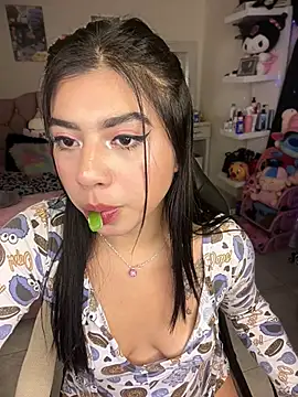 charlotte queen1320 online show from May 9, 2026, 5:33 am