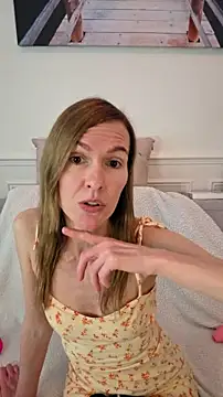 fanny posy online show from July 28, 2026, 12:48 pm
