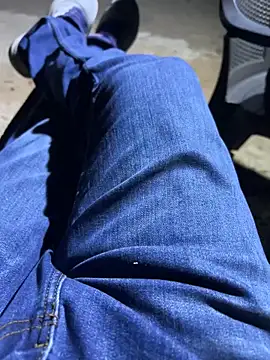 Snapshot of Jeewapatel chatting on December 15, 2025, 5:41 pm Jeewapatel online show from December 15, 2025, 5:41 pm