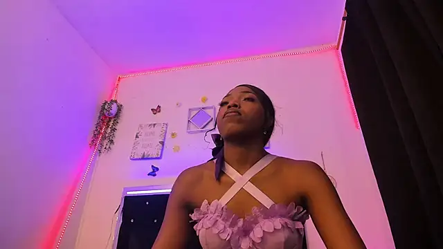 Snapshot of AkariRosetti chatting on October 24, 2025, 5:17 am AkariRosetti online show from October 24, 2025, 5:17 am