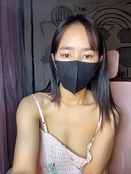 TiNa 04 online show from December 5, 2025, 12:10 am