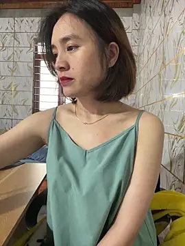 Snapshot of Lyzizi_lovely09 chatting on November 3, 2025, 2:39 am Lyzizi lovely09 online show from November 3, 2025, 2:39 am