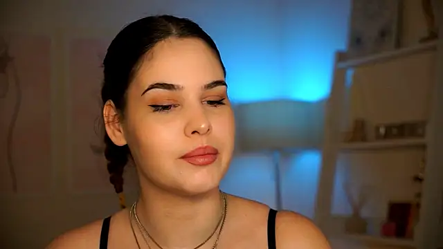 BustyGff online show from November 11, 2025, 8:42 am