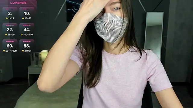 Snapshot of take_me_to_moon chatting on December 15, 2025, 1:33 am take me to moon online show from December 15, 2025, 1:33 am