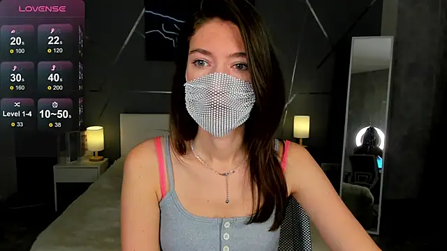 Snapshot of take_me_to_moon chatting on November 6, 2025, 1:42 am take me to moon online show from November 6, 2025, 1:42 am