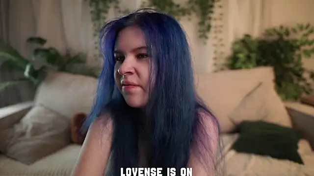 Snapshot of ElizSpieth chatting on December 14, 2025, 1:45 am ElizSpieth online show from December 14, 2025, 1:45 am