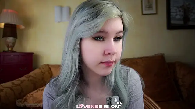 ElizSpieth online show from June 30, 2026, 2:44 am