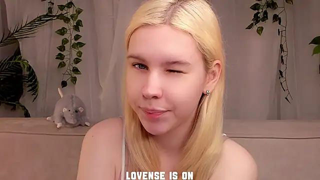 Snapshot of ElizSpieth chatting on November 13, 2025, 1:09 am ElizSpieth online show from November 13, 2025, 1:09 am