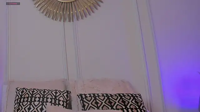 Snapshot of CharlotteBrownn_ chatting on June 29, 2026, 11:15 pm CharlotteBrownn online show from June 29, 2026, 11:15 pm