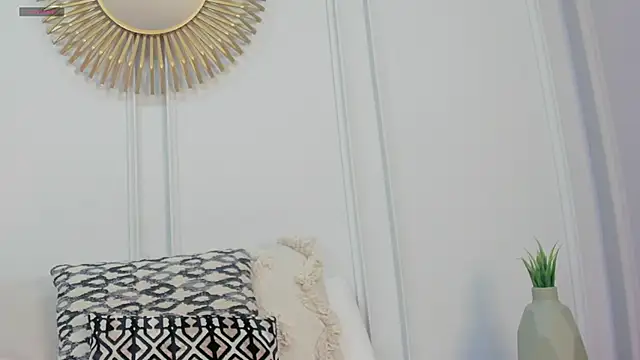 Snapshot of CharlotteBrownn_ chatting on June 14, 2026, 2:19 am CharlotteBrownn online show from June 14, 2026, 2:19 am