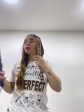 Snapshot of CharlotteBrownn_ chatting on November 1, 2025, 3:35 am CharlotteBrownn online show from November 1, 2025, 3:35 am