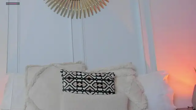 Snapshot of CharlotteBrownn_ chatting on July 9, 2026, 2:01 am CharlotteBrownn online show from July 9, 2026, 2:01 am