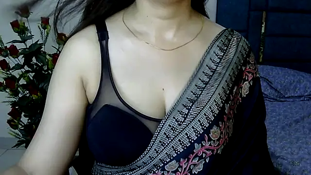 Snapshot of Rumi_cute chatting on July 1, 2026, 2:39 pm Rumi cute online show from July 1, 2026, 2:39 pm