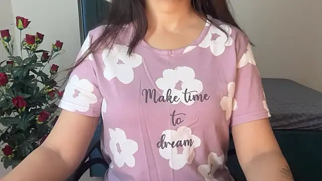 Snapshot of Rumi_cute chatting on August 9, 2026, 3:18 pm Rumi cute online show from August 9, 2026, 3:18 pm