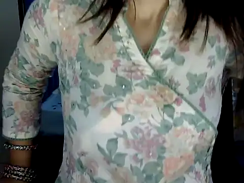 Rumi cute online show from February 13, 2026, 3:12 pm