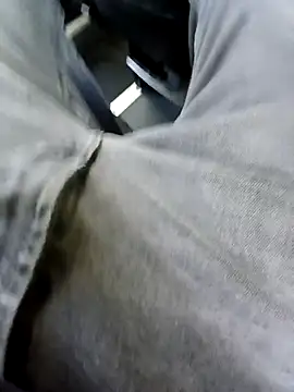 DomDix online show from September 22, 2025, 2:12 pm