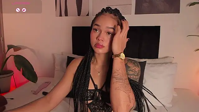 izzyvega   online show from February 1, 2026, 12:09 am