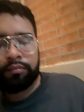 Snapshot of Asdfg0001 chatting on November 5, 2025, 10:18 am Asdfg0001 online show from November 5, 2025, 10:18 am